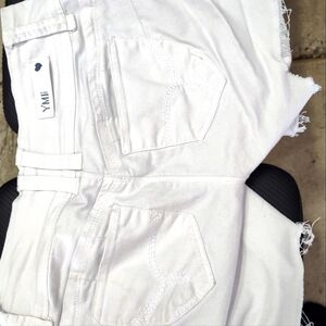 YMI White Wanna Betta Butt? Jean Shorts size 3